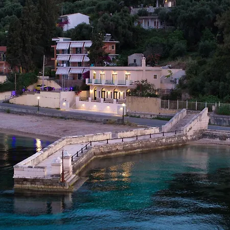 Achillion Bay Semesterbostad *