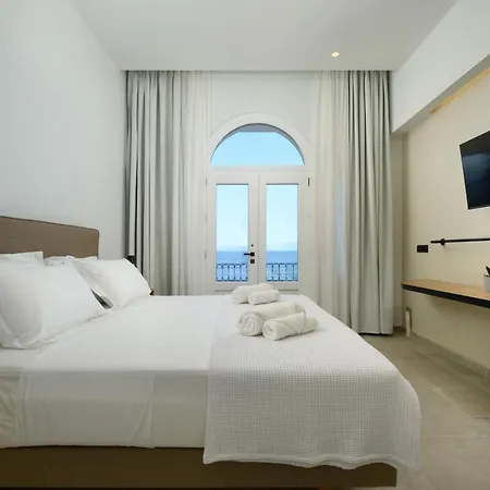 Achillion Bay Semesterbostad