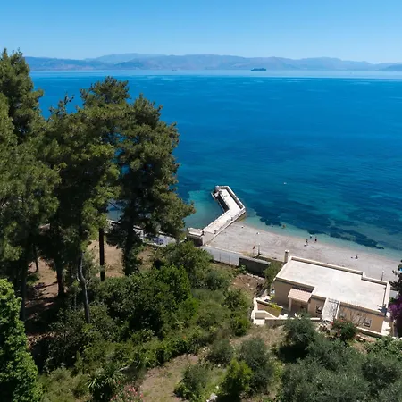 Achillion Bay Case de vacanță *