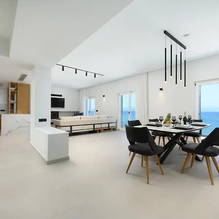 Achillion Bay Tatil Evi Achílleion
