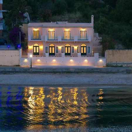 Achillion Bay Tatil Evi